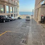 A 2 Passi Dal Lungomare Neapel
