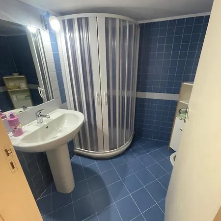 Apartment A 2 Passi Dal Lungomare *